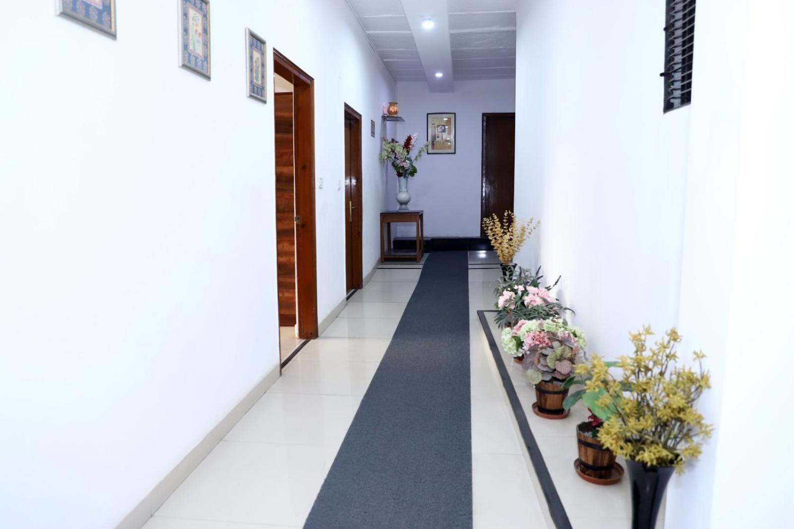 Airport Hotel Νέο Δελχί Εξωτερικό φωτογραφία