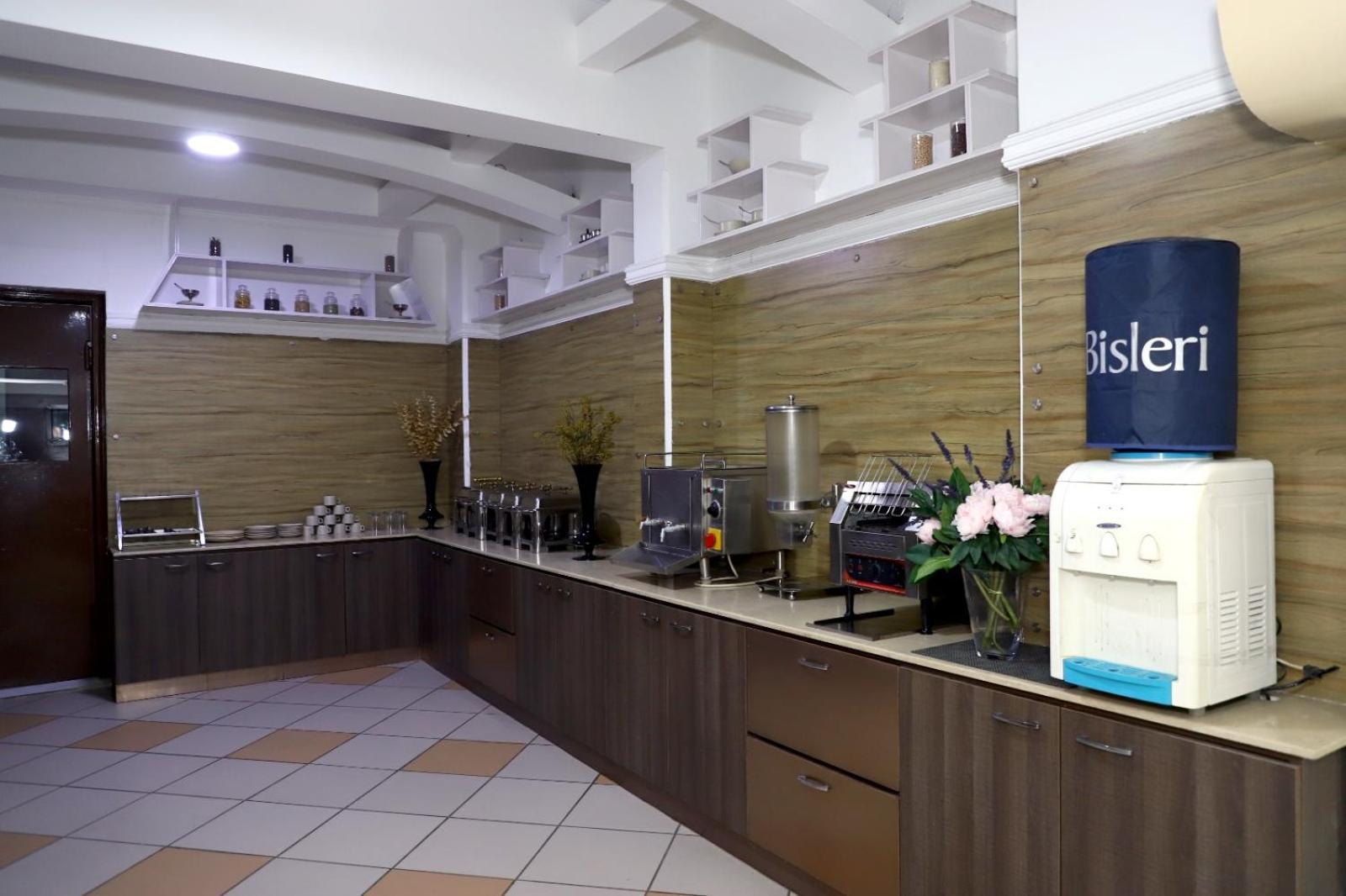 Airport Hotel Νέο Δελχί Εξωτερικό φωτογραφία