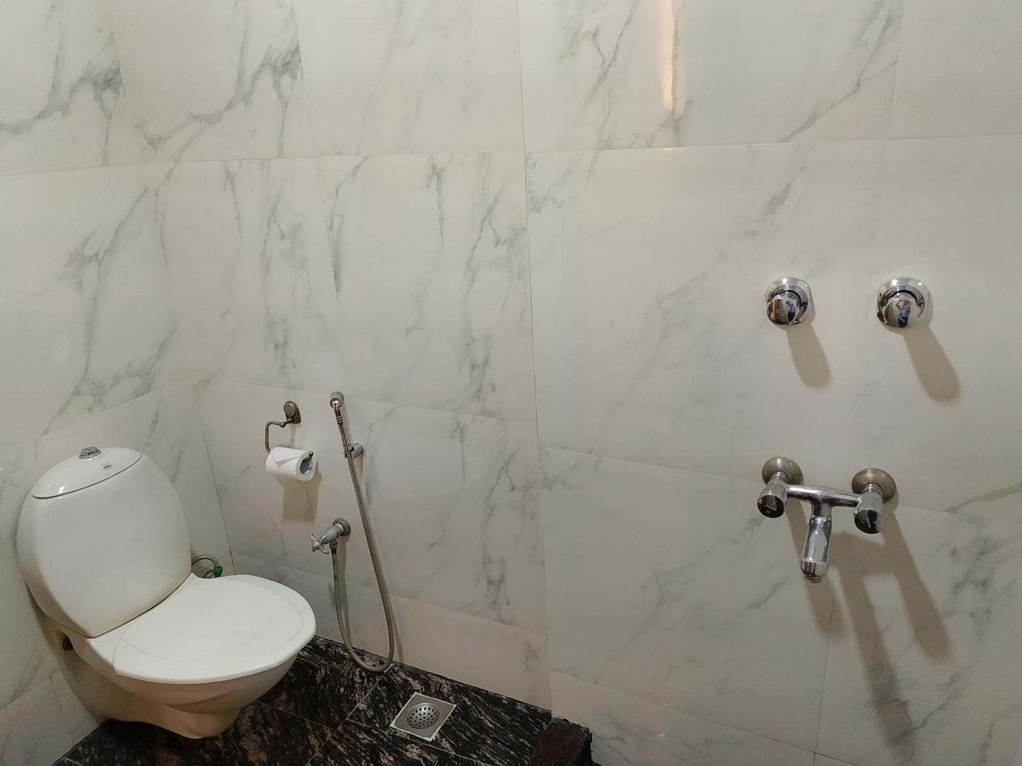 Airport Hotel Νέο Δελχί Εξωτερικό φωτογραφία