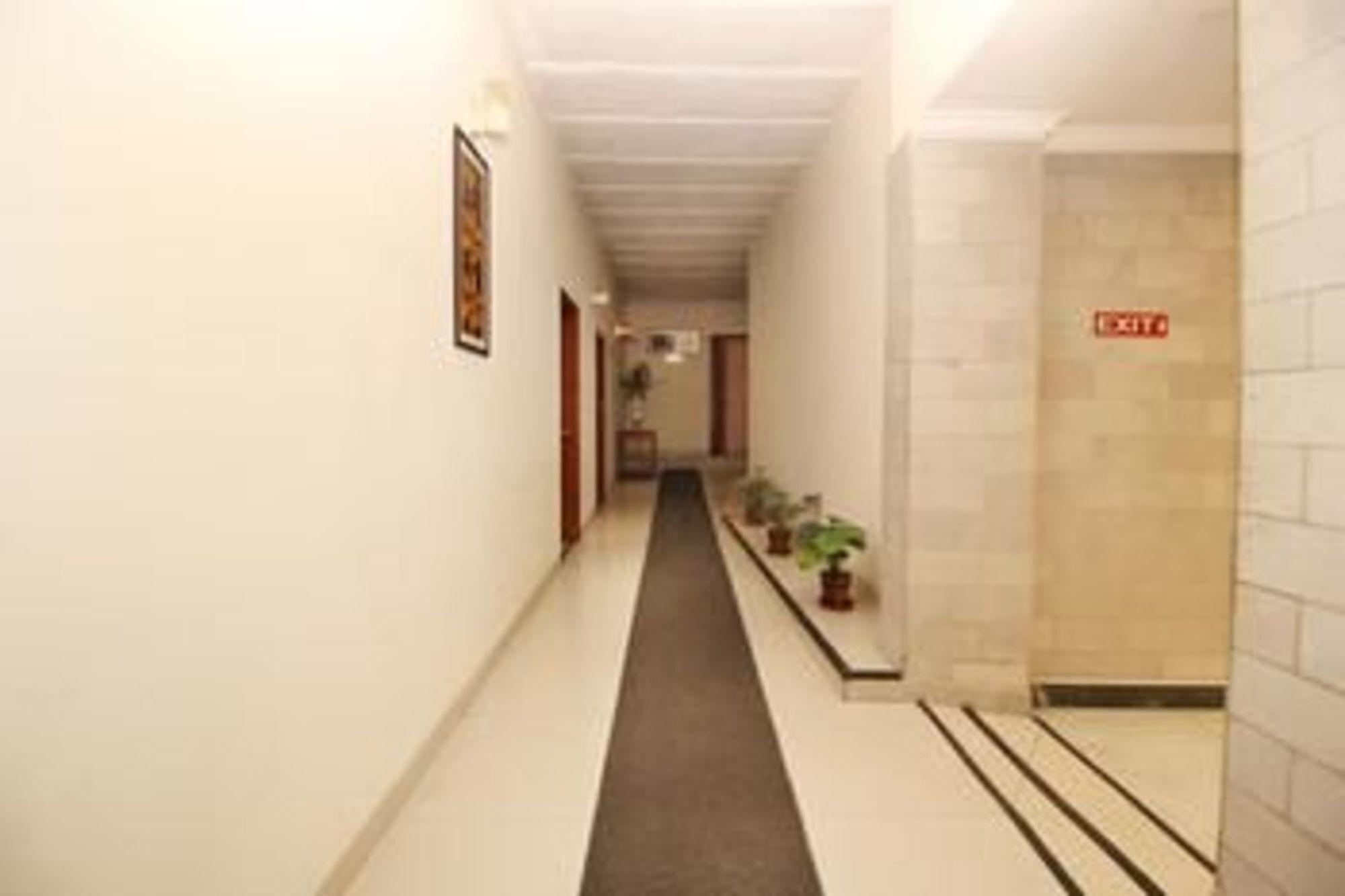 Airport Hotel Νέο Δελχί Εξωτερικό φωτογραφία