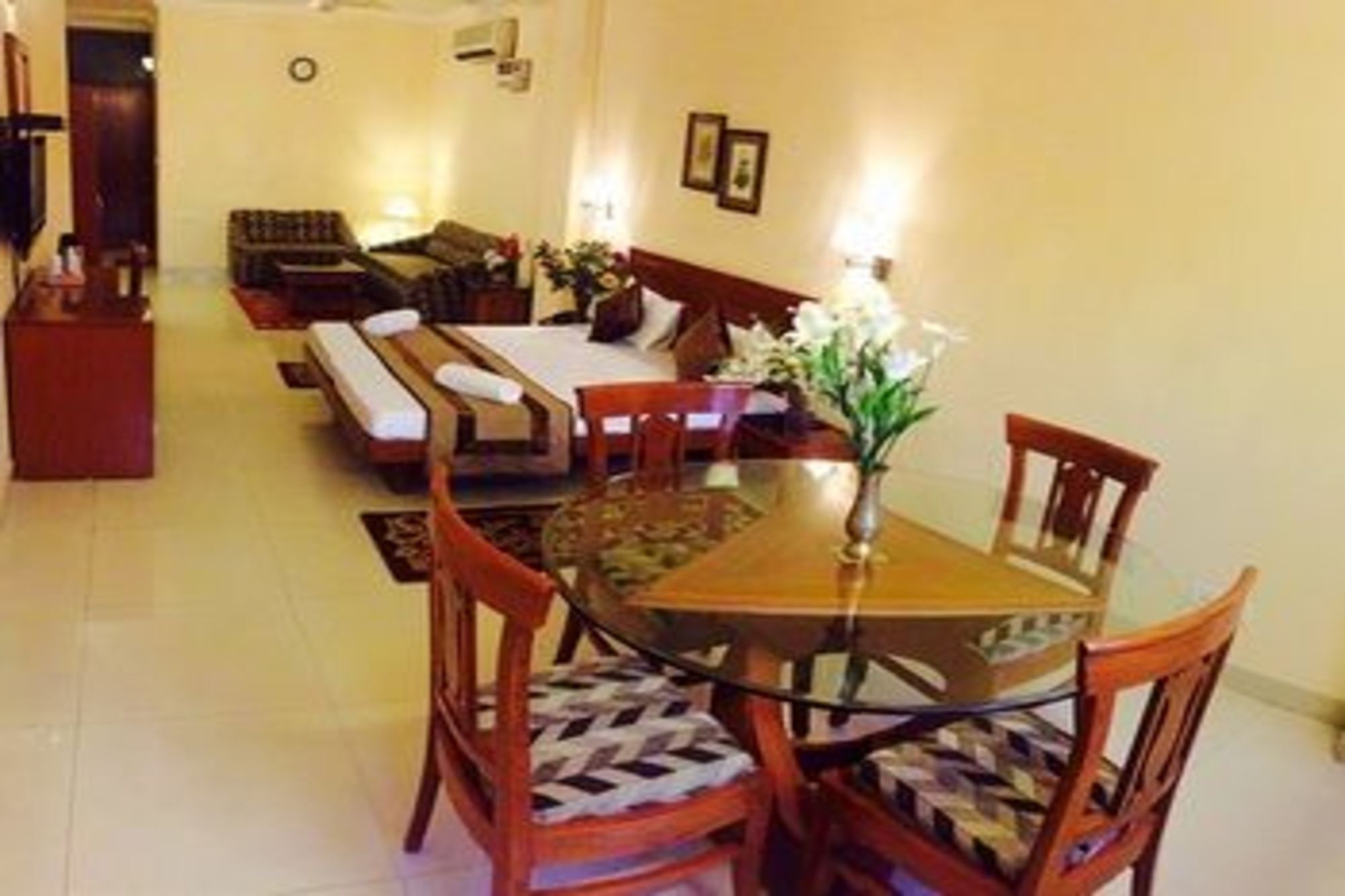 Airport Hotel Νέο Δελχί Εξωτερικό φωτογραφία