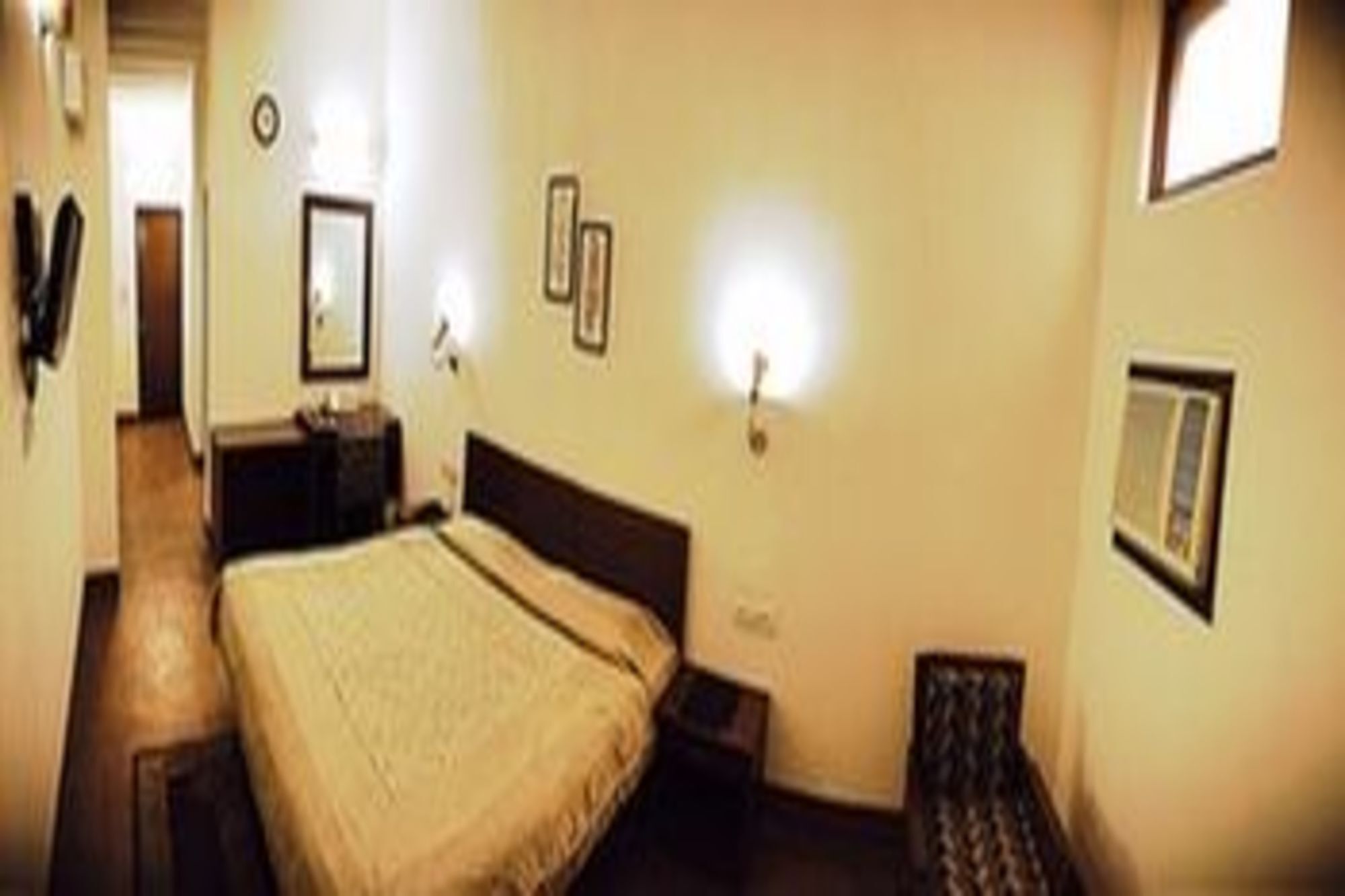 Airport Hotel Νέο Δελχί Εξωτερικό φωτογραφία